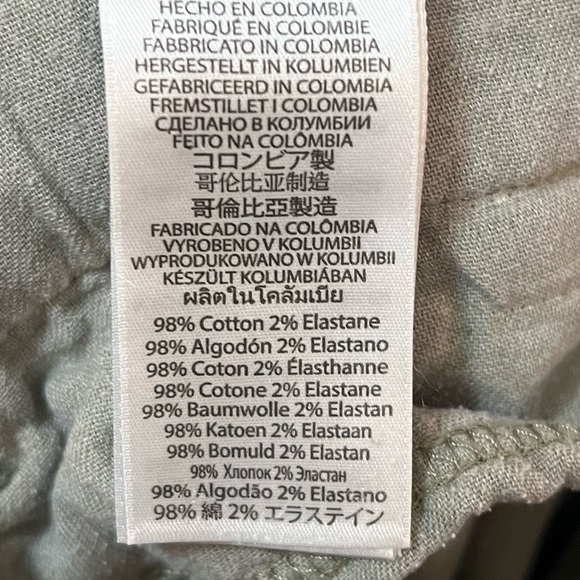 ⚫️ BOGO Michael Kors green denim pants golden accents size 10 women’s - Picture 9 of 9